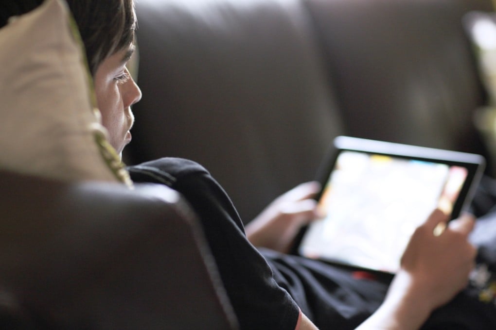 Light emitted by e-readers affected the body's release of the sleep hormone melatonin.