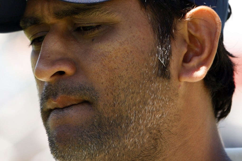 India captain Mahendra Singh Dhoni looks on after Australia won the third cricket test in Perth. Photo: AFP