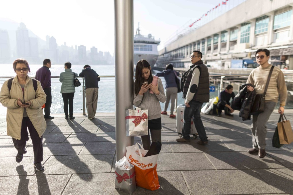 Young people who are willing to work hard to pursue their dreams will inspire others to do the same. Photo: EPA