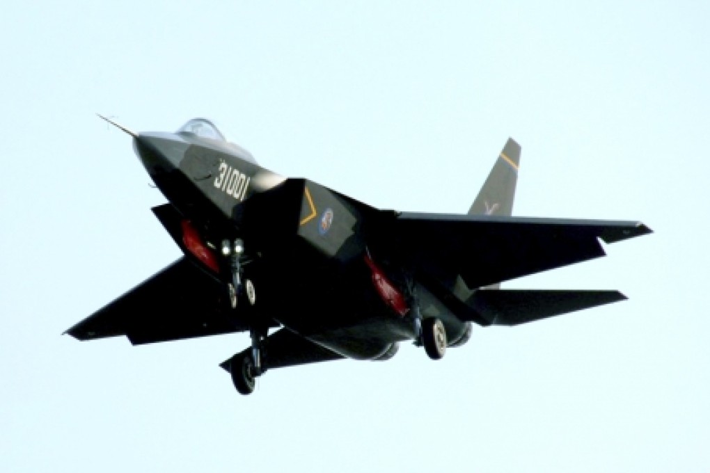 Photos of what appears to be China’s latest stealth fighter landing in Zhuhai. Photo: SCMP pictures