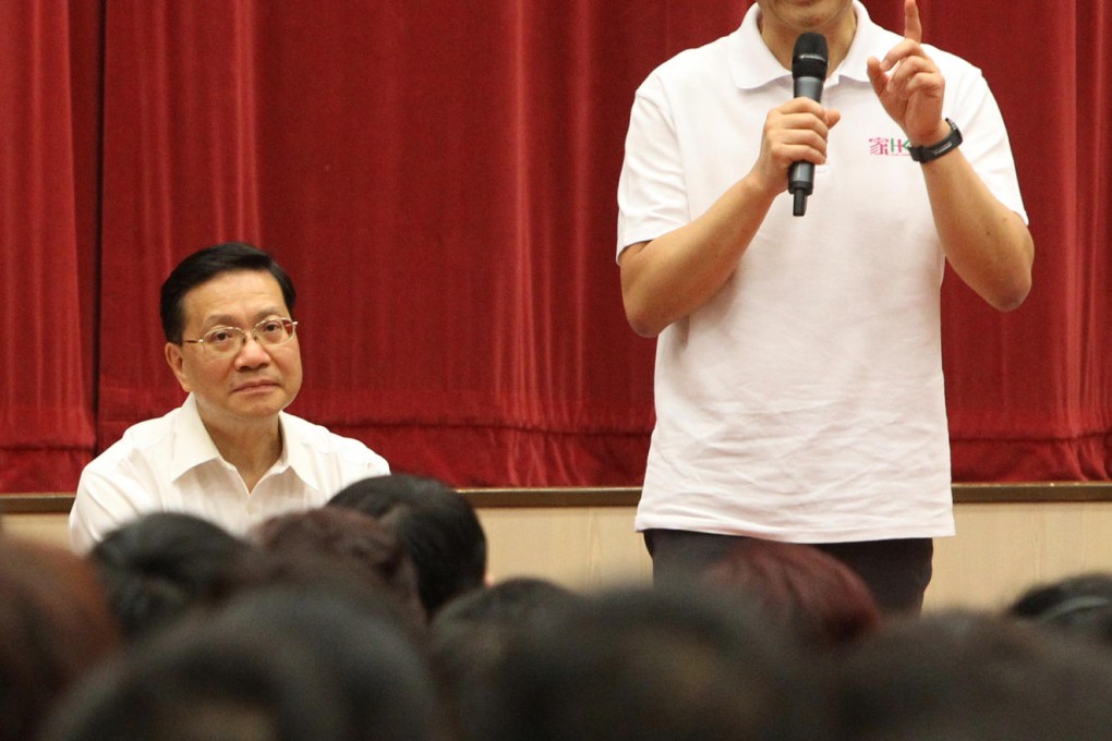 Leung Chun-ying meets the people in 2013. Photo: David Wong