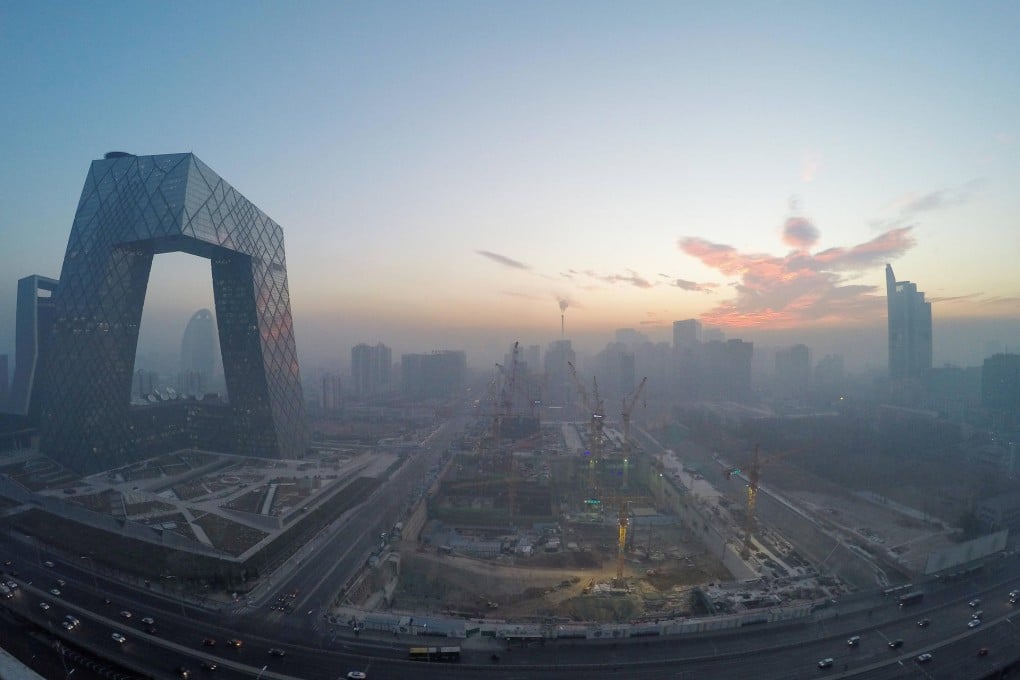 Pollution covers the Beijing skyline yesterday. Photo: ChinaFotoPress