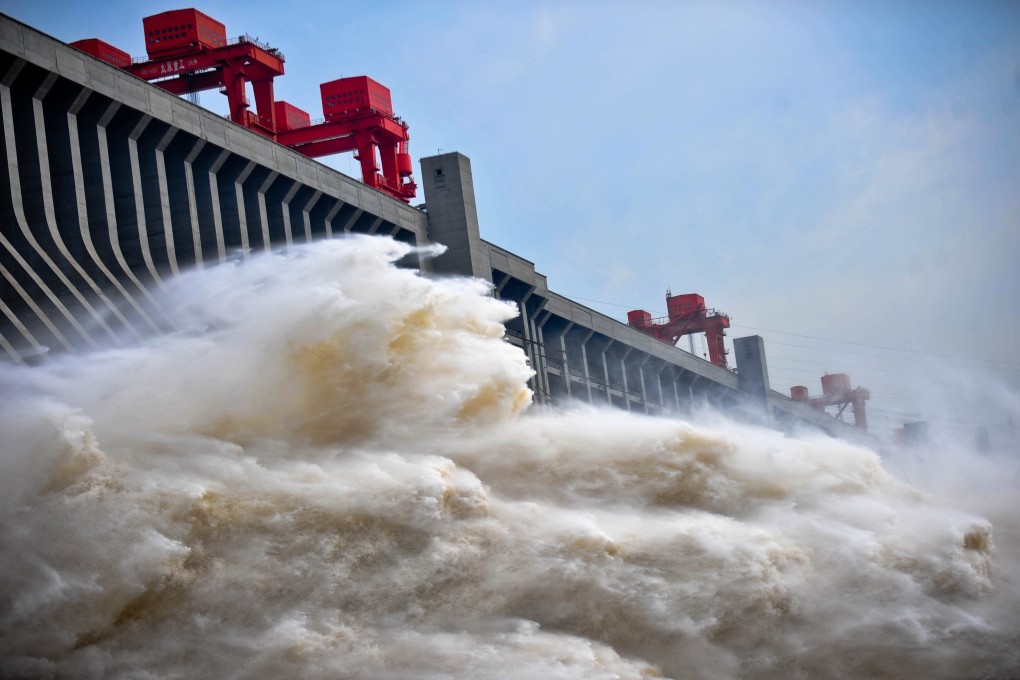 China Yangtze Power posted a better than expected profit for last year, benefiting from higher rainfall and water flow. Photo: Xinhua