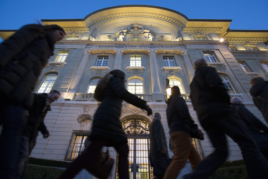 The Swiss National Bank abandoned its exchange rate control, sending the Swiss currency soaring against the euro. Photo: EPA