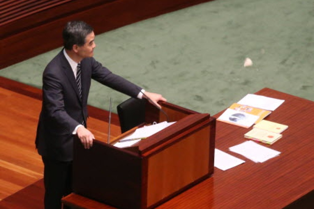 Chief Executive Leung Chun-ying attacked the HKU Students' Union magazine Undergrad for "advocating independence" and "putting forward fallacies". Photo: K. Y. Cheng