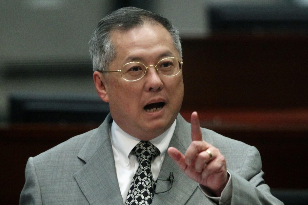 Tommy Cheung finds the race track a convenient place to meet with those in his functional constituency. Photo: Dickson Lee