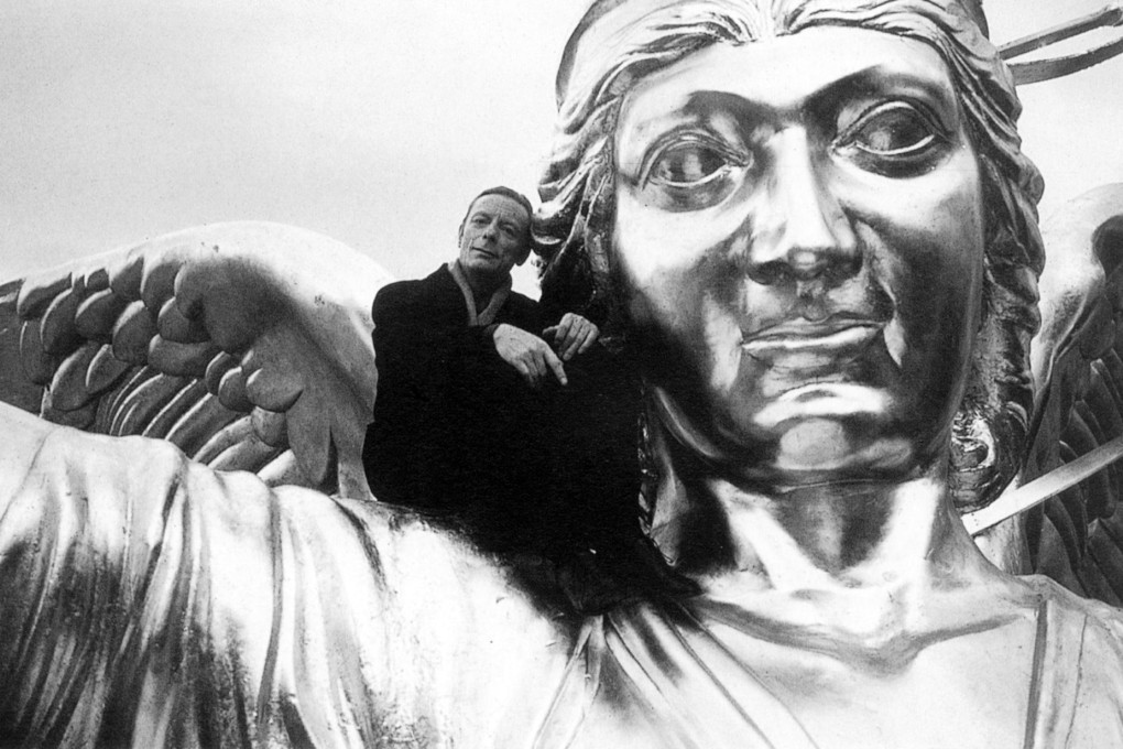 Wings of Desire revisited - guardian angels in Berlin