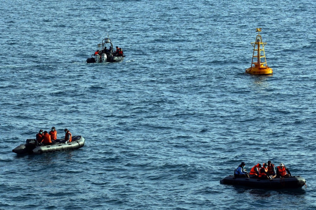 Search for victims of AirAsia Flight QZ8501 crash could end within days, official says