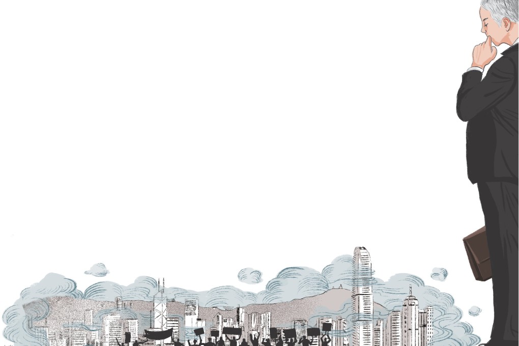 Confidence in Hong Kong undermined by air pollution, handling of Occupy movement