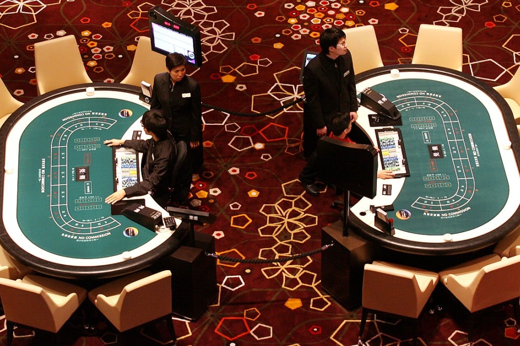 The Macau government will submit a bill to the legislative council proposing a full smoking ban in casinos, which may deal another blow to the gaming industry. Photo: Dickson Lee