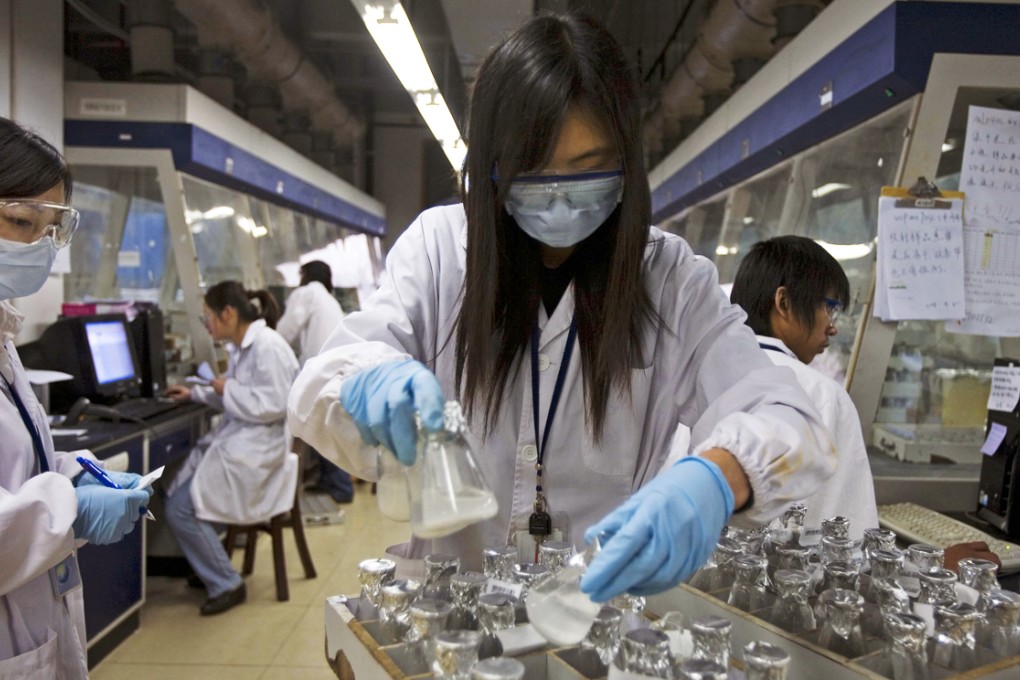 The privately led project would require hundreds of millions of dollars to fund and set up, said professor Johnson Lau Yiu-Nam, of HKU's department of microbiology. Photo: Bloomberg