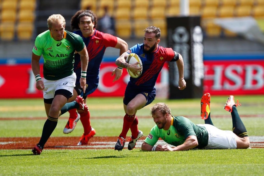 Terry Bouhraoua of France leaves the South African defence in his wake en route to the try-line during Les Bleus’ shock win Friday at the Wellington Sevens. Photo: World Rugby