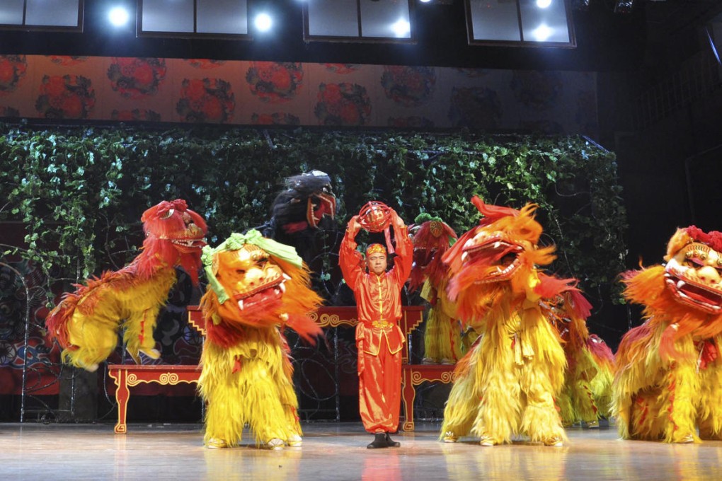The Supreme Lions of Baizhifang perform in Beijing. Photos: Simon Song