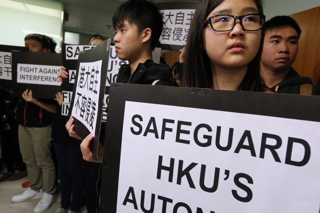 HKU students protest for academic autonomy. Photo: Felix Wong
