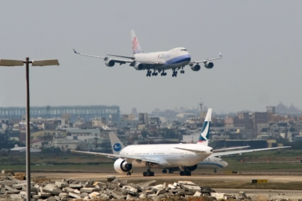 Taipei is concerned that four new mainland Chinese air routes beside Taiwanese airspace could pose a danger to the island's aircraft operating from its airports. Photo: AFP
