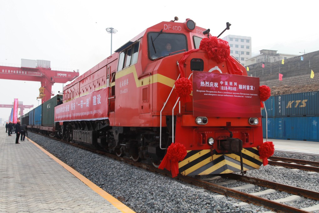 The first train carrying containers pulls out of a logistics terminal jointly built by China and Kazakhstan in Lianyungang City, east China's Jiangsu Province. Photo: Xinhua