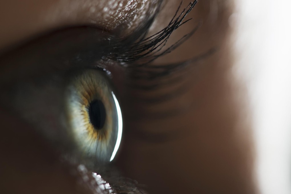 Eyelashes illuminated