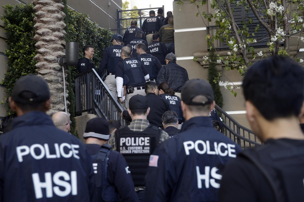 Federal agents (left) swarm on upscale an apartment complex believed to be a birth tourism business in Irvine, California. Photo: AP