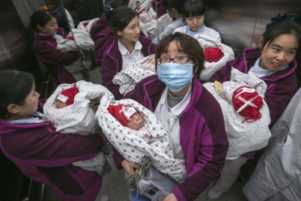 The HSBC/Markit Services Purchasing Managers’ Index (PMI) for the mainland picked up to 52.0 last month. Photo: Reuters