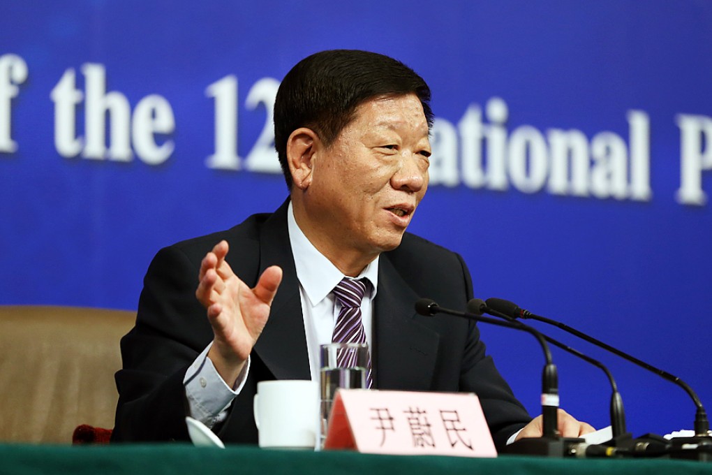 Social Security Minister Yin Weimin said that the higher retirement age would be phased in gradually. Photo: Xinhua