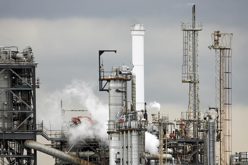 BP, Royal Dutch Shell and Total, known for their oilfields, refineries and petrol stations, are also the biggest oil traders. Photo: Bloomberg