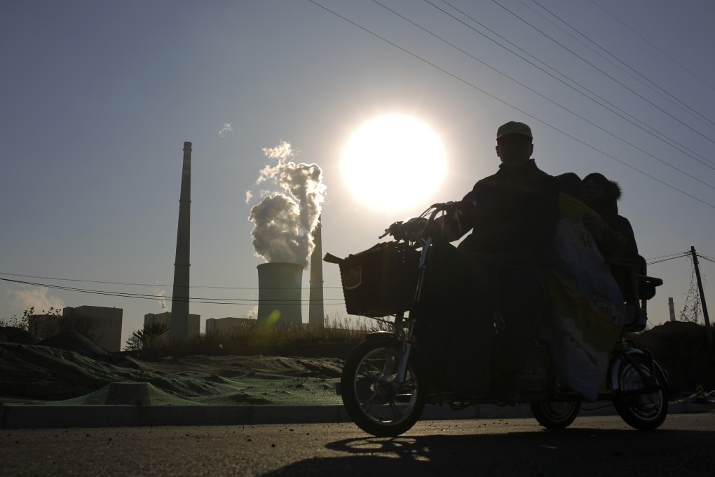 China burned less coal last year and generated more electricity from renewable sources to help halt the global rise in  carbon dioxide emissions. Photo: Reuters