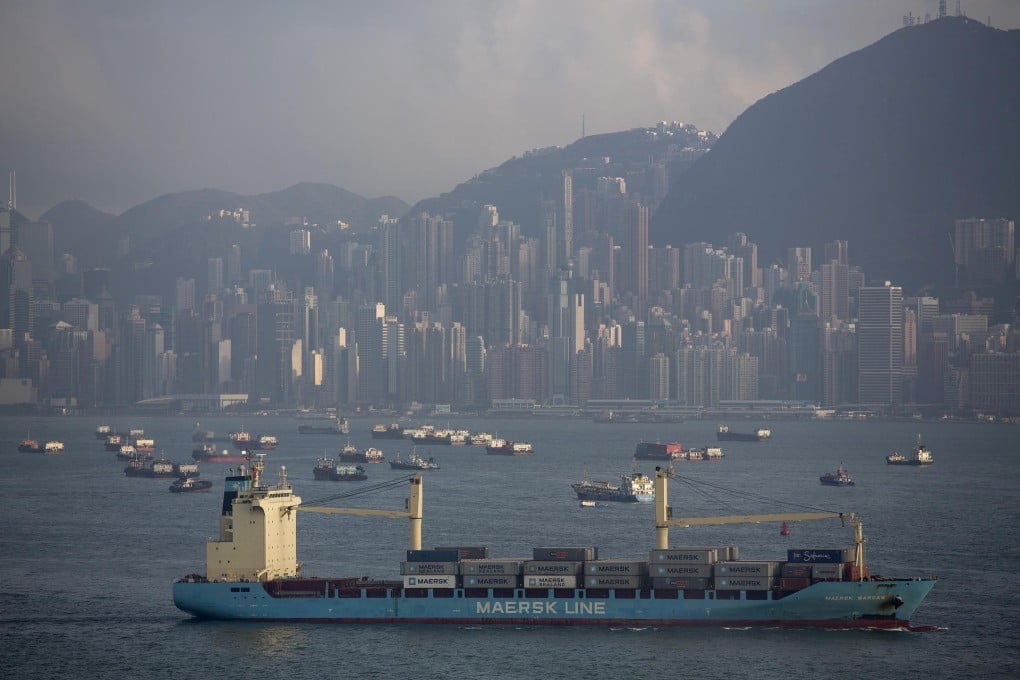 The bill being tabled would require all ocean-going vessels to switch to clean fuel with a maximum 0.5 per cent sulphur content while docked in Hong Kong. Photo: Bloomberg
