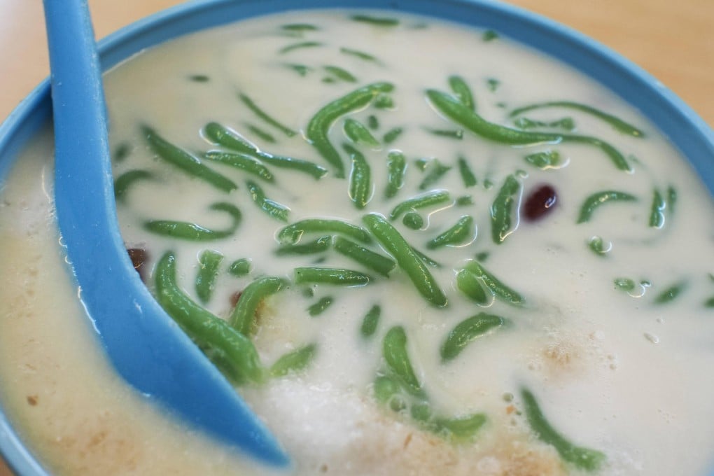Ais cendol, a drink or a dessert?