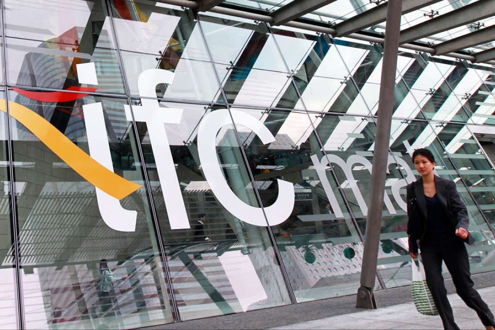 A man left a bomb hoax message in a coffee shop at the IFC mall claiming Xinjiang Muslims had placed explosives at the mall. Photo: Dickson Lee