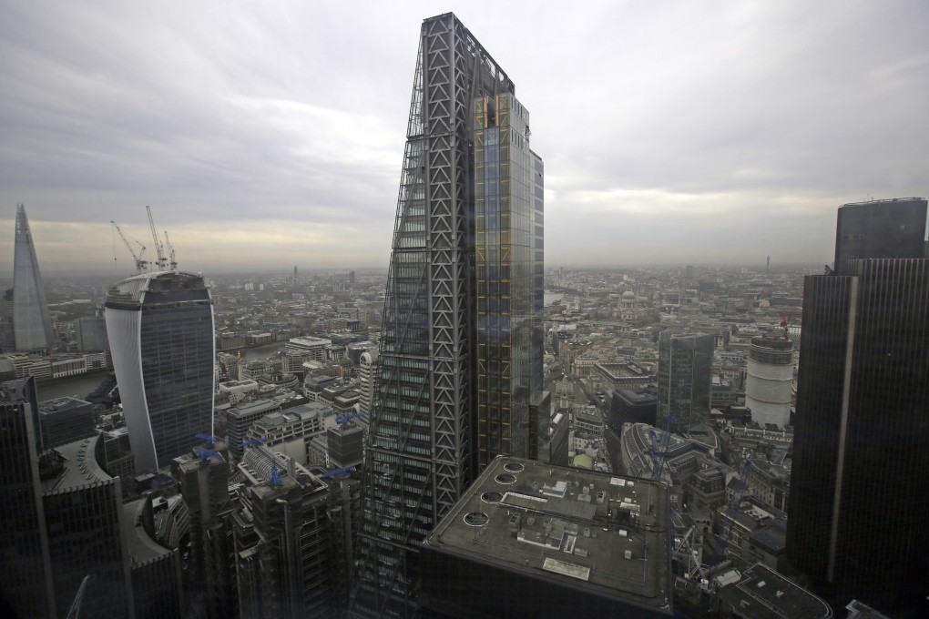 Lai Sun Development bought the Leadenhall office building (centre) for £107 million. Photo: Bloomberg