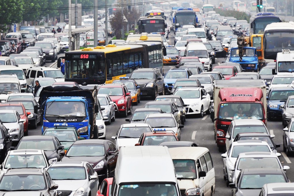 A traffic jam on the Jingshi Highway connecting Beijing to Shijiazhuang. Congestion is turning people away from car ownership. Photo: Xinhua