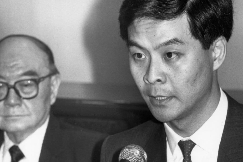 Leung Chun-ying unveils the Basic Law on April 4, 1990 while Drafting Committee member Ann Tse-kai. Photo: M Chan