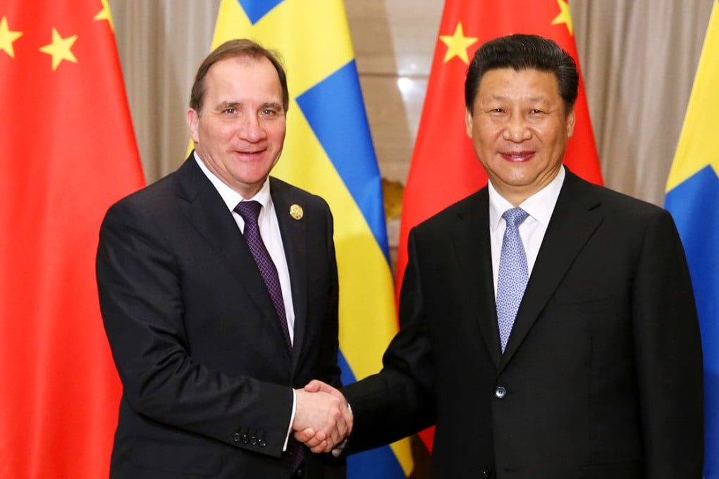 Xi Jinping (right) meets with Swedish Prime Minister Stefan Lofven in Boao. Sweden was among the last to apply before the deadline passed yesterday which has seen its influence grow even before it officially starts operation. Photo: Xinhua
