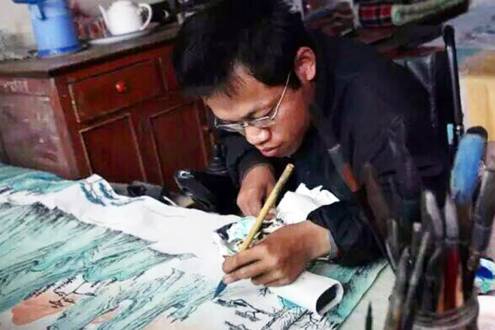 Liu Shuai at work at his home in Hubei province. Photo: Xinhua