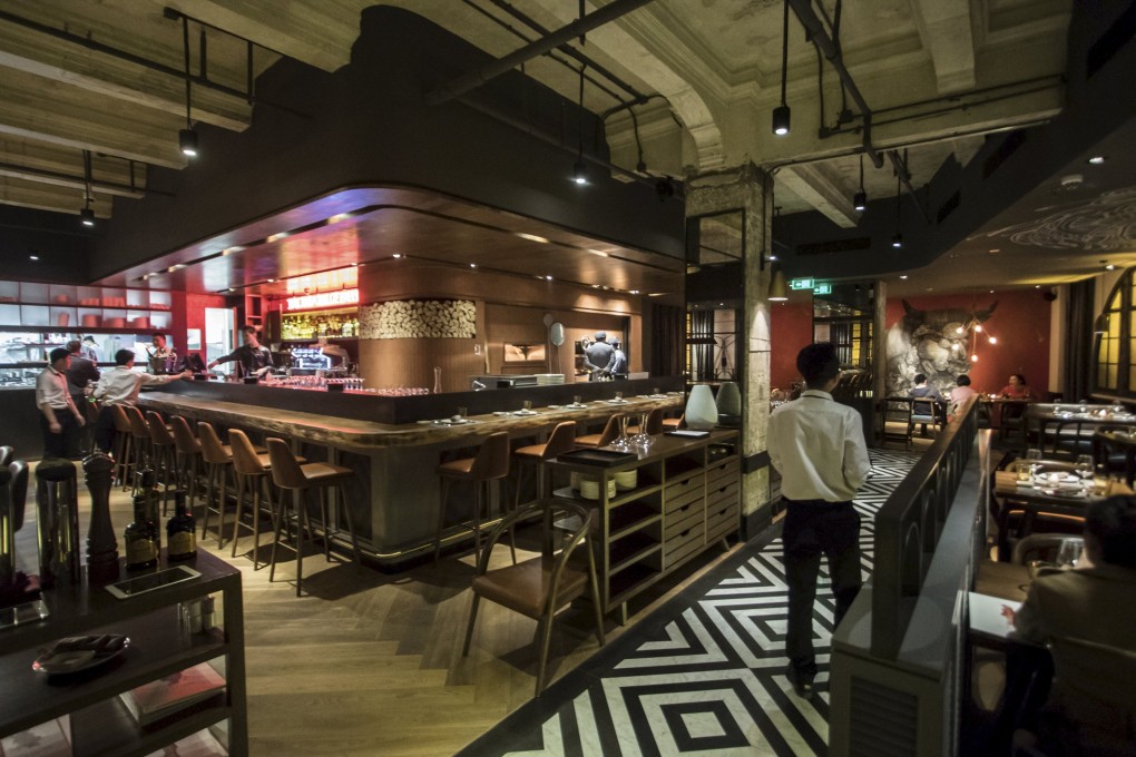 Staff work at Atto Primo in Shanghai, as owner Yum Brands tries to revive its flagging sales in China. Photo: Reuters