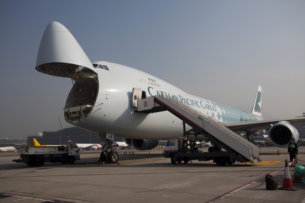 Sluggish growth in cargo volumes at Cathay Pacific and Dragonair coincides with a plunge in Chinese exports. Photo: Bloomberg