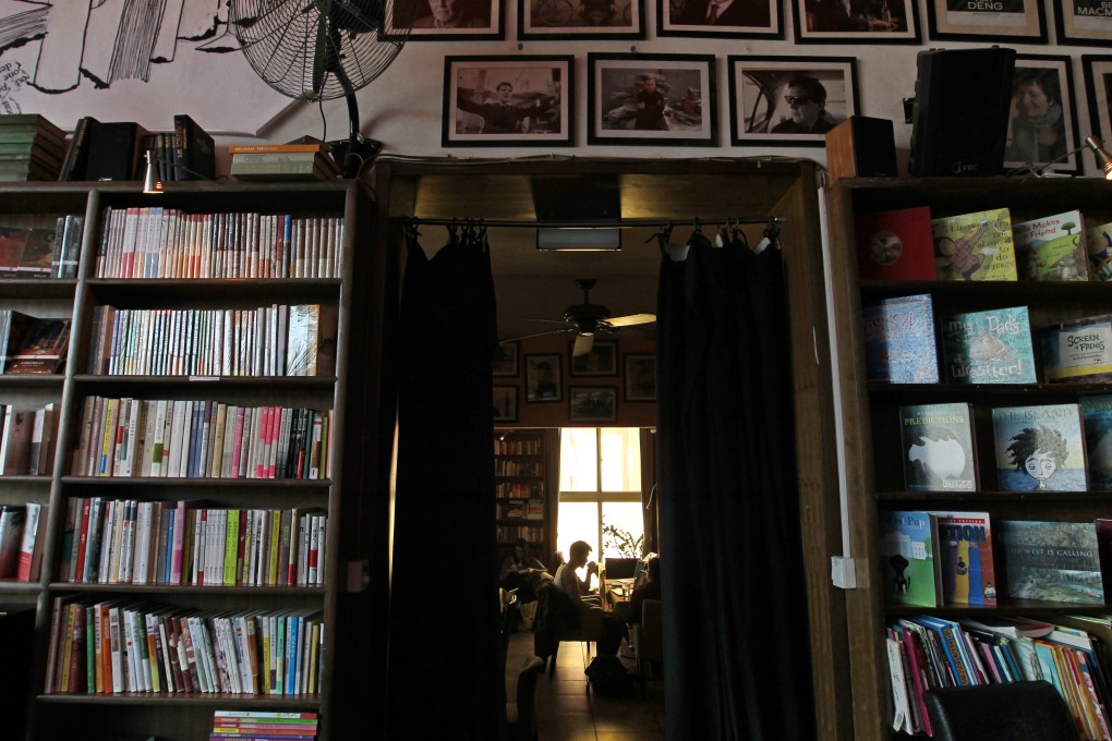 Immigrant stories and stories about displacement are considered safe territory for the "non-native speaker". Photo: Simon Song