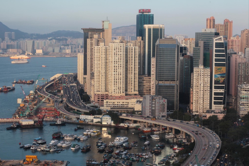 Colliers International says the rental premium of Central over Wan Chai and Causeway Bay will halve in 2025. Photo: Bruce Yan