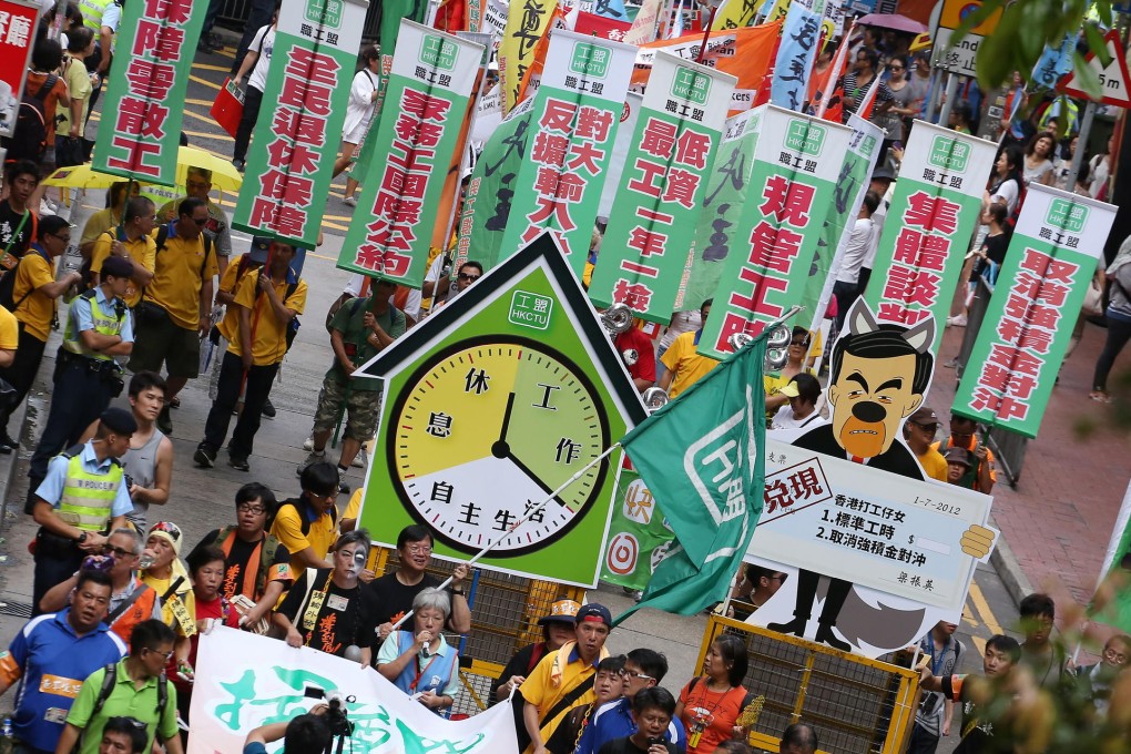 CTU members march to the government offices. Photo: Felix Wong