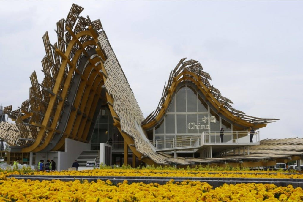 The impressive Chinese pavilion, comprising around 20,000 artificial shining wheat straws, is the second-largest foreign structure at Expo Milano 2015. Photo: Xinhua