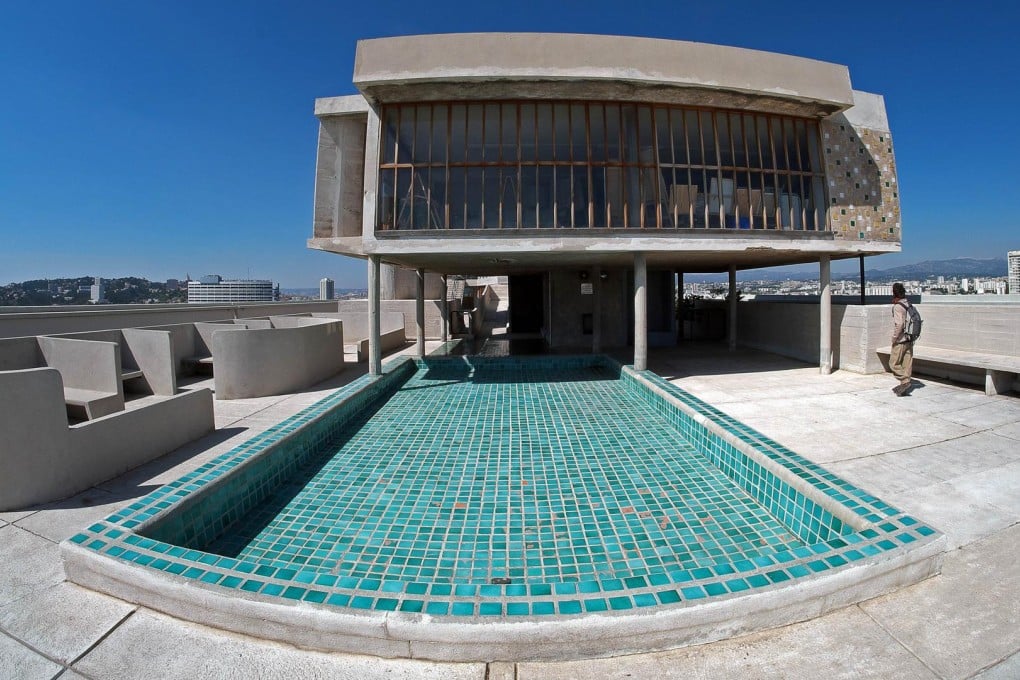 The paddling pool on the rooftop terrace of Cité Radieuse, an apartment building in the French city of Marseilles. Photos: Fondation Le Corbusier, Corbis, AFP