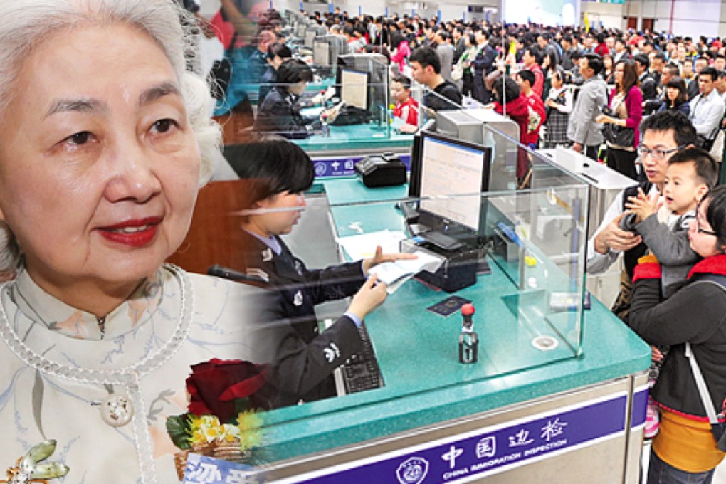 Elsie Leung (left) points to the example of the Shekou checkpoint on the Hong Kong-Shenzhen Western Corridor, where a joint immigration checkpoint operates on mainland soil. Photo: SCMP