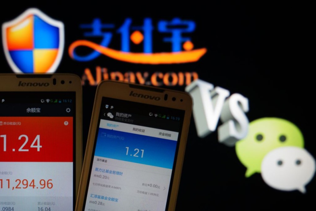 An increasing number of consumers are using online shopping platforms via their mobile phones. Photo: ImagineChina