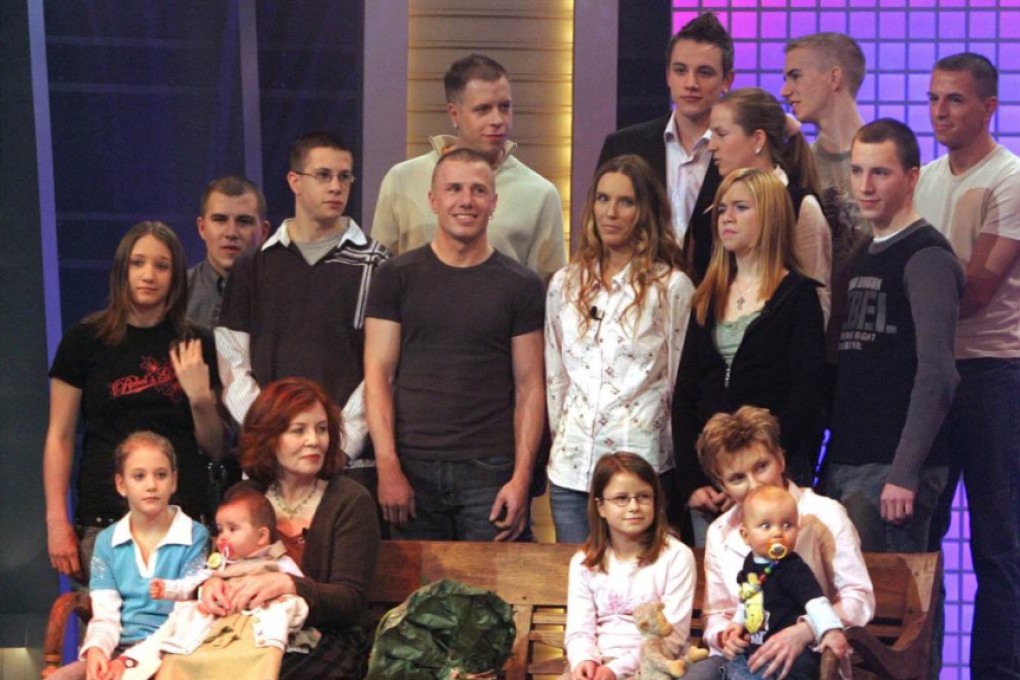 Annegret Raunigk (first row, second from left), and her children in 2005. Photo: AFP