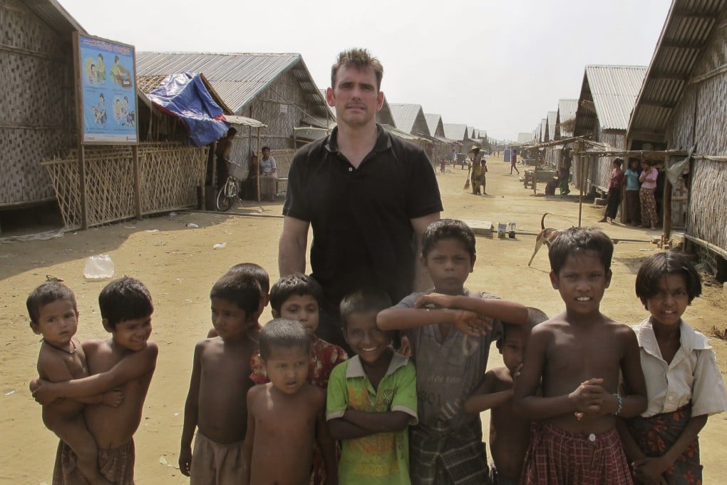 American actor Matt Dillon poses with Rohingya children at a refugee camp north of Sittwe in the western state of Rakhine. Photo: AP