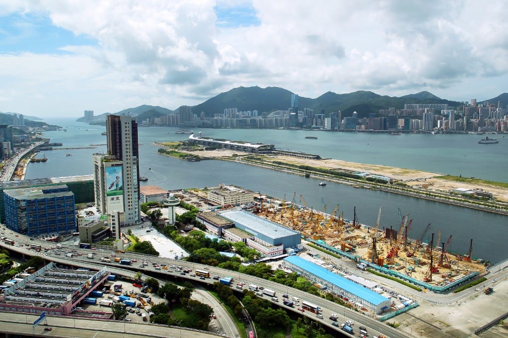 Plans for plug-in power at the Kai Tak terminal have been temporarily shelved as it would be a costly system few cruise liners around the world could or would use, environmental authorities said. Photo: Dickson Lee