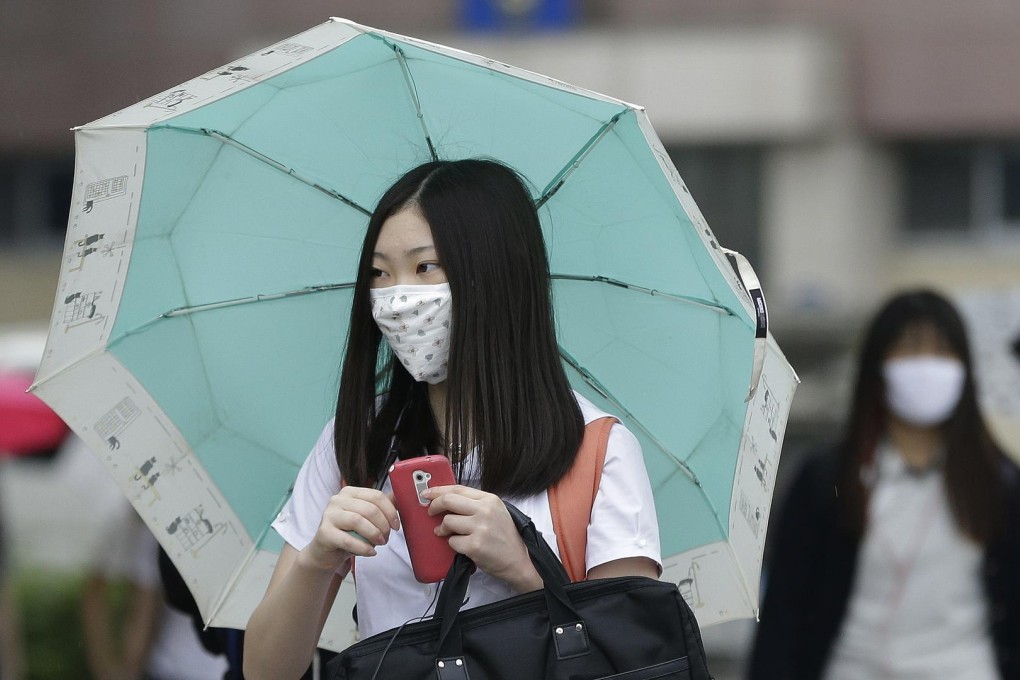 Alarming surge of flu cases complicates Hong Kong's efforts to ensure against Mers outbreak