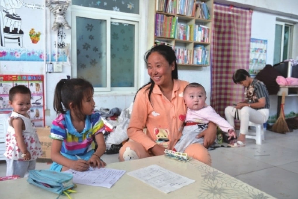 Li Lijuan, 46, spent her fortune adopting 75 abandoned children. She was diagnosed with lymphatic cancer in 2011. Photo: Weibo