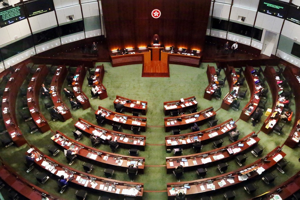 The debate continues in Legco. Photo: Felix Wong