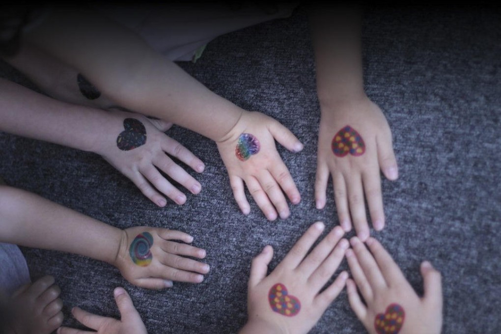 The Kissing Hand‚ a technique used by the Mindquest Kids workshop, uses heart tattoos as symbols of a child's connection to their family.